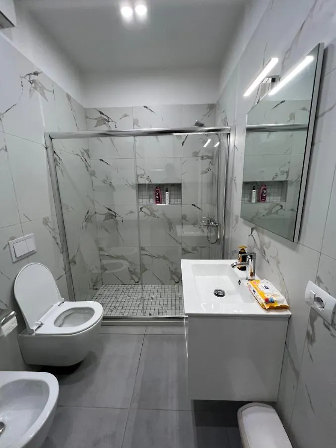 Gersi'S Daily Apartament Appartement Tirana 0*,